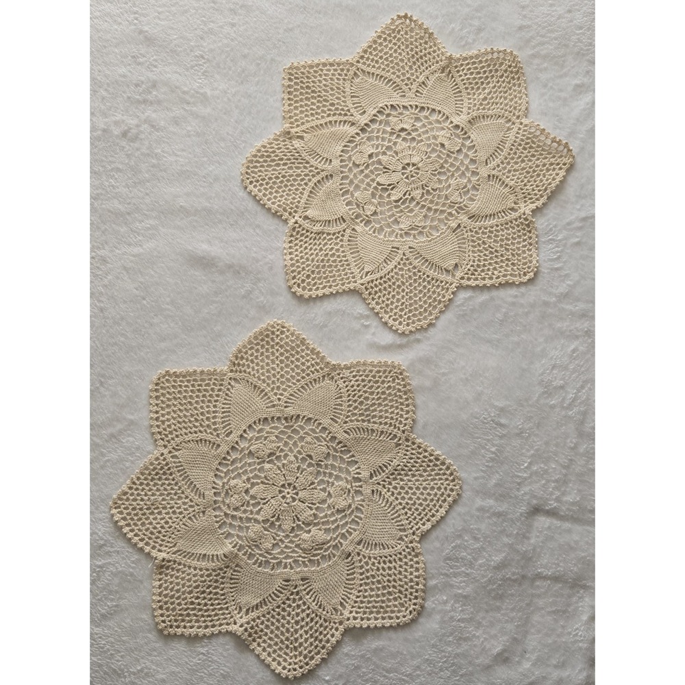 Vintage Doily Crochet Handmade Pineapple Set 2 Beige Lace Table Topper 15"